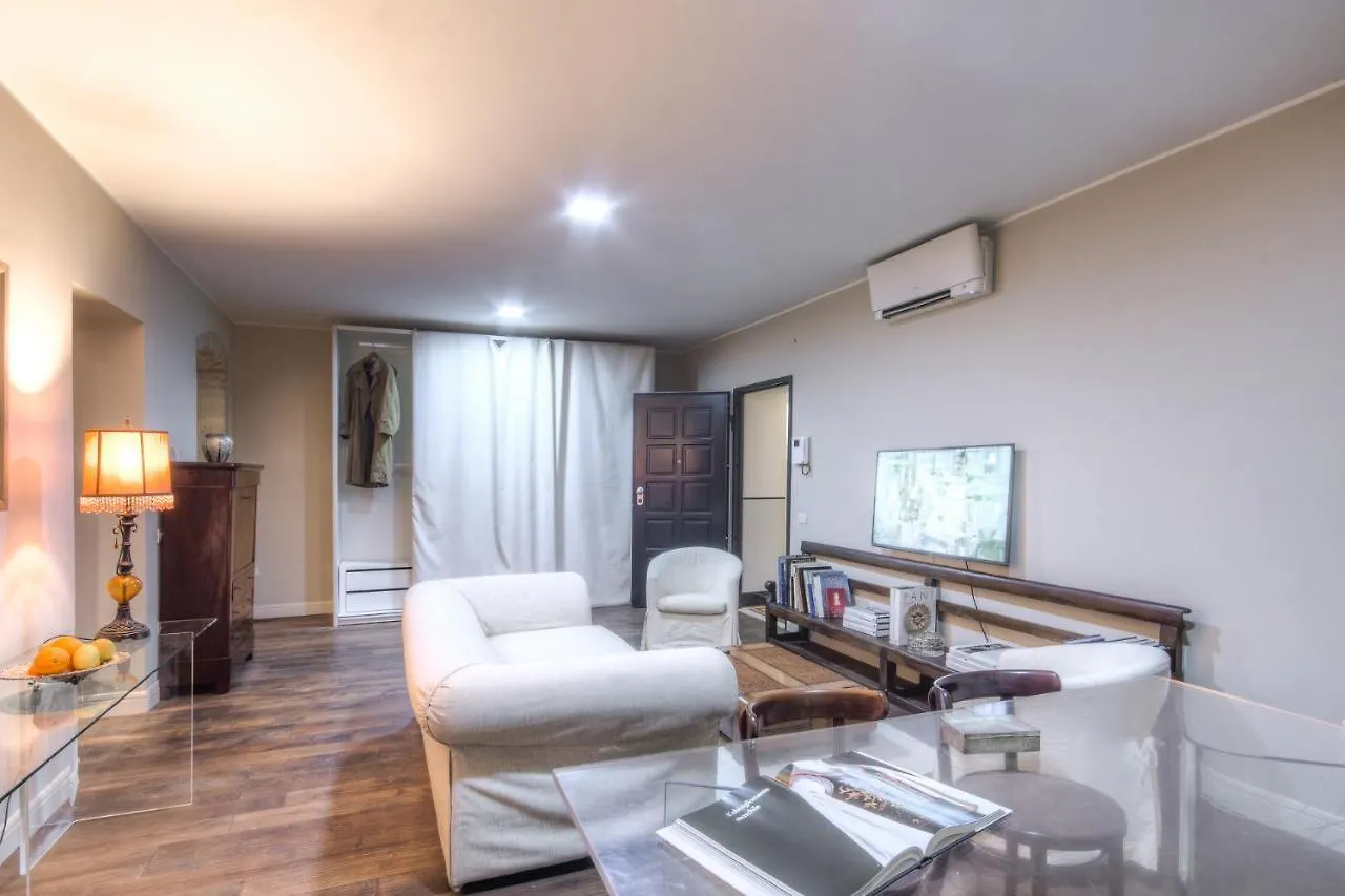 Right House Di Via Sulis - Best Neighborhood In The Town Cagliari Italy